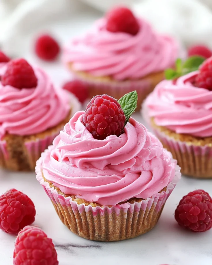 No-Bake Raspberry Cream Cheese Cups